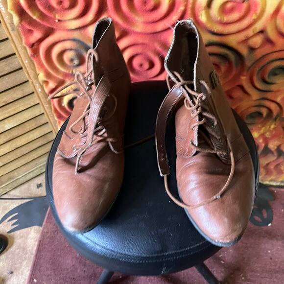 Shoes - brown leather lace-up ankle boots booties 8.5